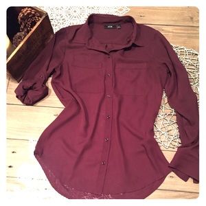 Wine colored polyester blouse apt9 Sz Xs